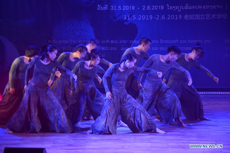 LAOS-VIENTIANE-CHINA TOURISM AND CULTURE WEEK-OPENING