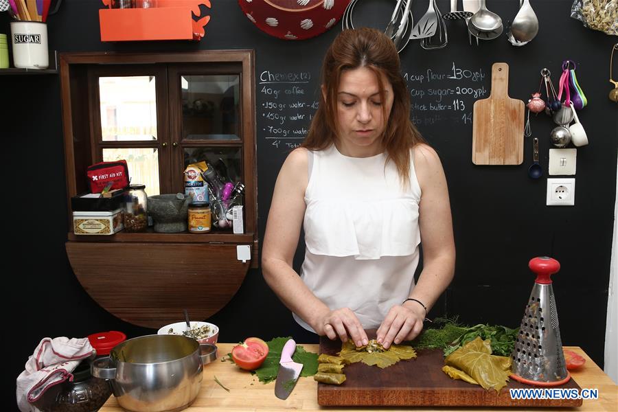 GREECE-ATHENS-DOLMADAKIA-TRADITIONAL DISH