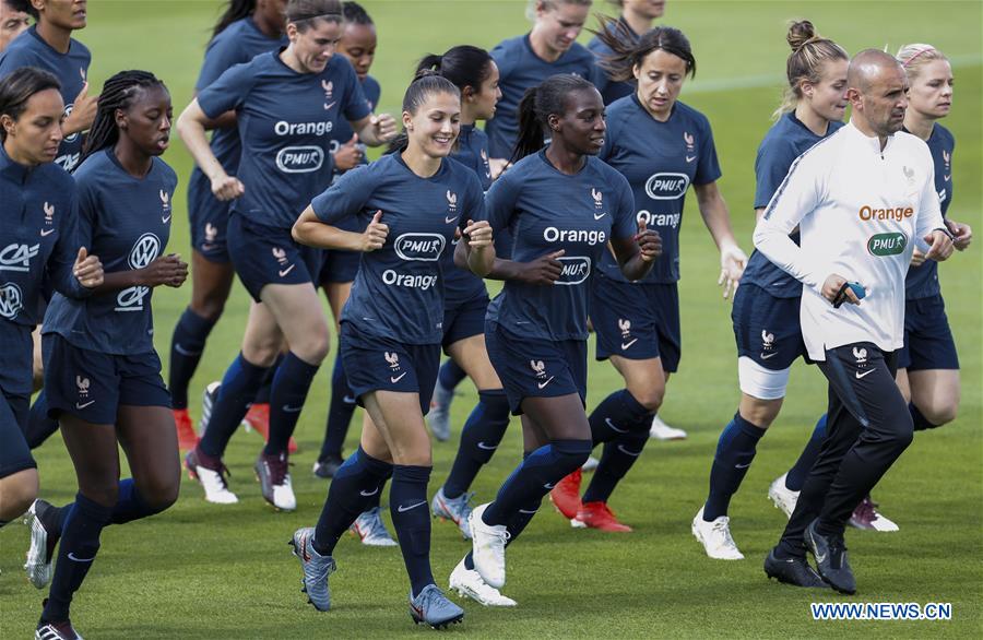 (SP)FRANCE-CROISSY-SUR-SEINE-2019 FIFA WOMEN'S WORLD CUP-TRAINING SESSION-FRANCE
