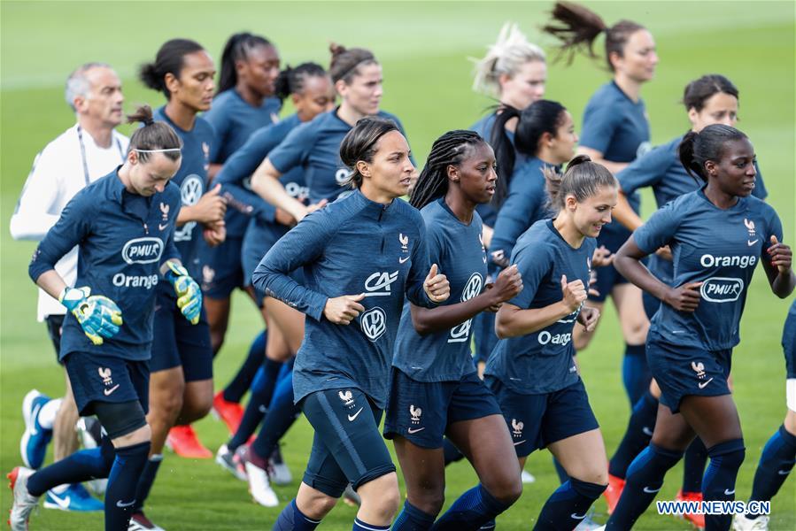(SP)FRANCE-CROISSY-SUR-SEINE-2019 FIFA WOMEN'S WORLD CUP-TRAINING SESSION-FRANCE