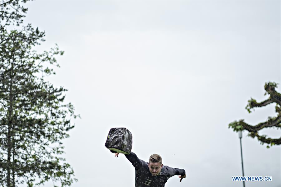 (SP)SWITZERLAND-STOOS-WRESTLING
