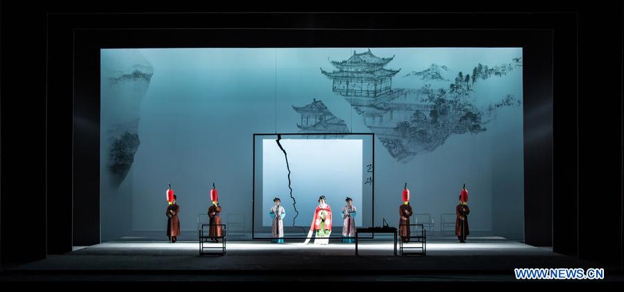 CZECH REPUBLIC -CHINESE-STAGE DESIGNER-AWARD
