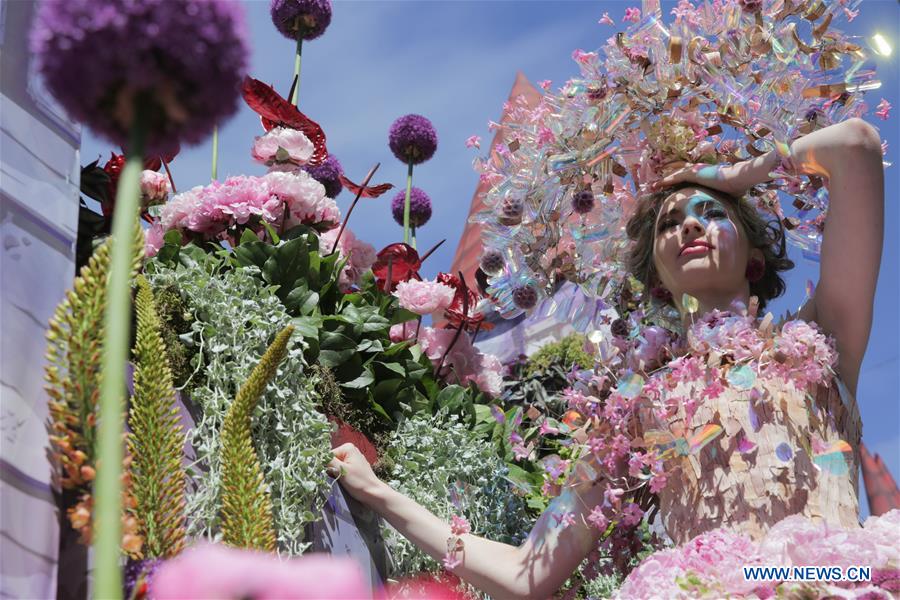 RUSSIA-ST. PETERSBURG-RUSSIA DAY