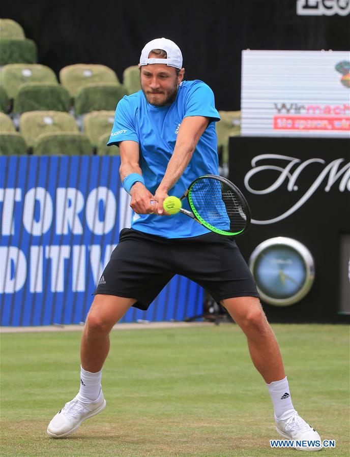 (SP)GERMANY-STUTTGART-TENNIS-MERCEDES CUP-QUARTERFINALS-JAN-LENNARD STRUFF VS LUCAS POUILLE