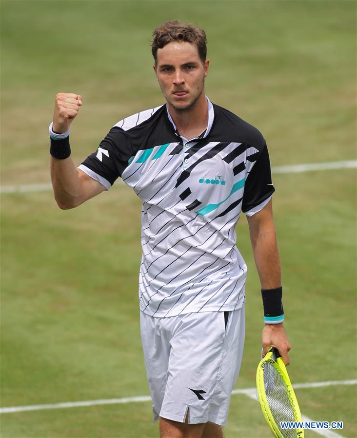(SP)GERMANY-STUTTGART-TENNIS-MERCEDES CUP-QUARTERFINALS-JAN-LENNARD STRUFF VS LUCAS POUILLE