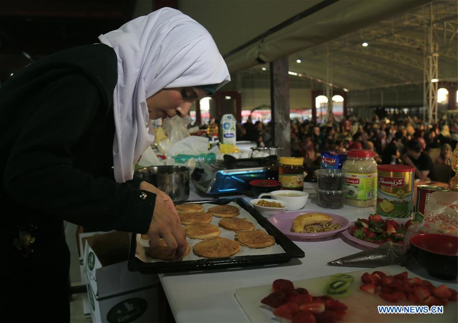 MIDEAST-GAZA-COOKING-COMPETITION