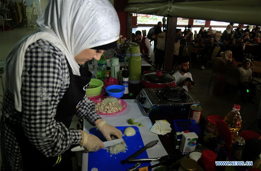 MIDEAST-GAZA-COOKING-COMPETITION