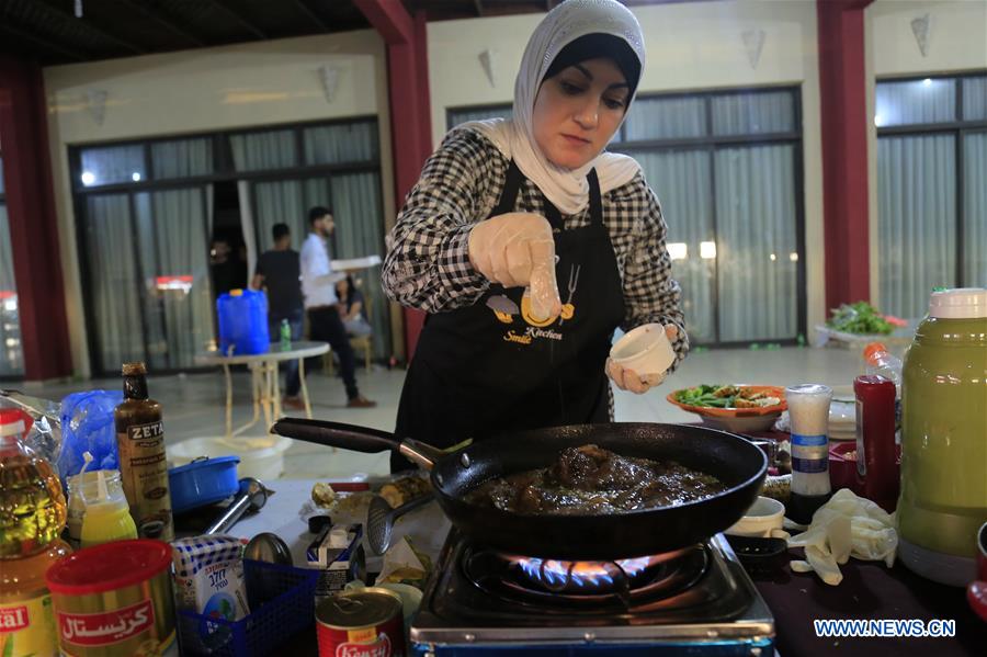 MIDEAST-GAZA-COOKING-COMPETITION