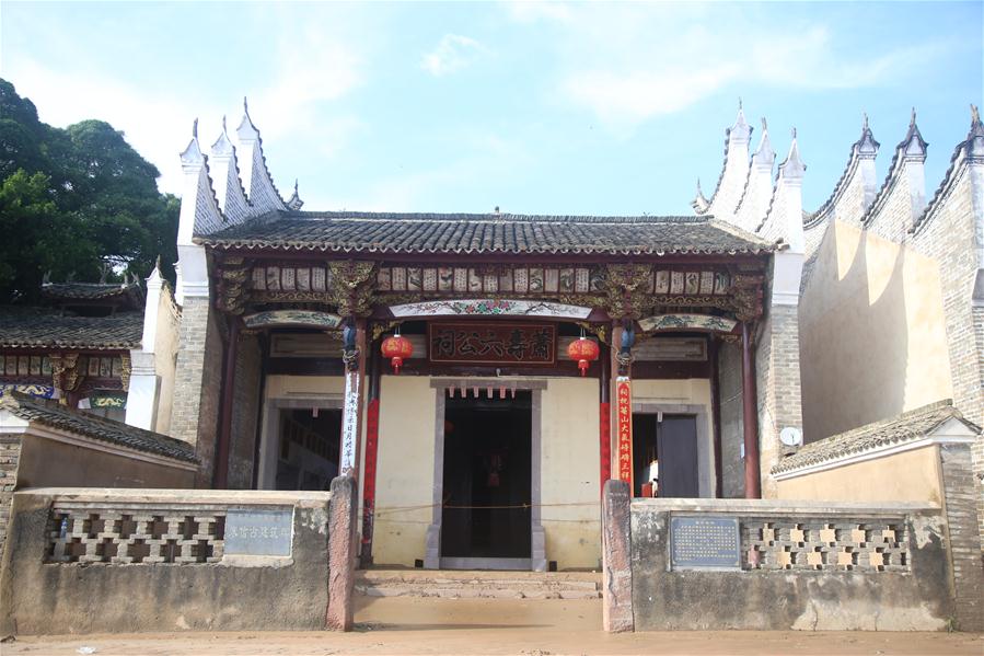 Xinhua Headlines: Ancestral halls in revolutionary heartland tell memories of CPC history