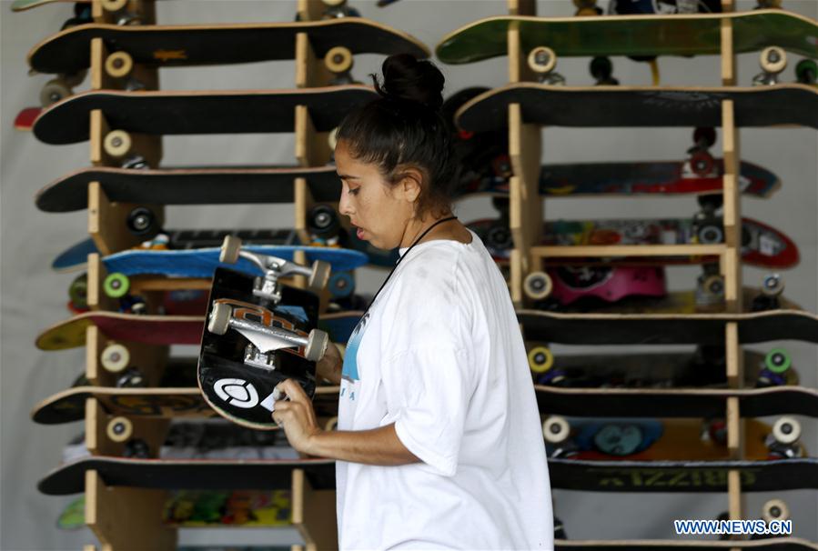 (SP)U.S.-LOS ANGELES-DEW TOUR-SKATEBOARDERS