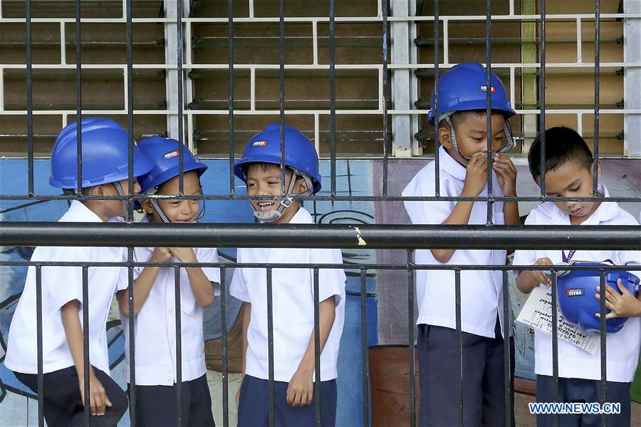 THE PHILIPPINES-QUEZON CITY-EARTHQUAKE-DRILL