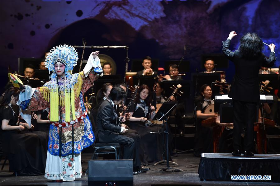 Chinese folk music performance entitled "Enchanting China" staged in