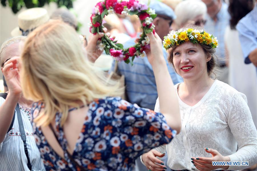 LATVIA-RIGA-MIDSUMMER FESTIVAL LIGO MARKET