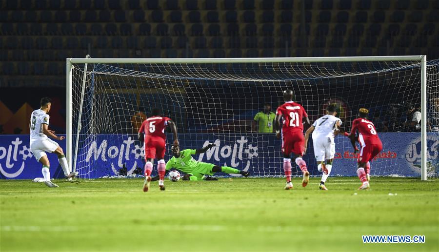 (SP)EGYPT-CAIRO-SOCCER-AFRICAN CUP-ALGERIA VS KENYA