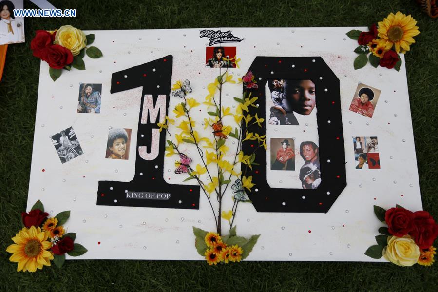 U.S.-LOS ANGELES-MICHAEL JACKSON-ANNIVERSARY