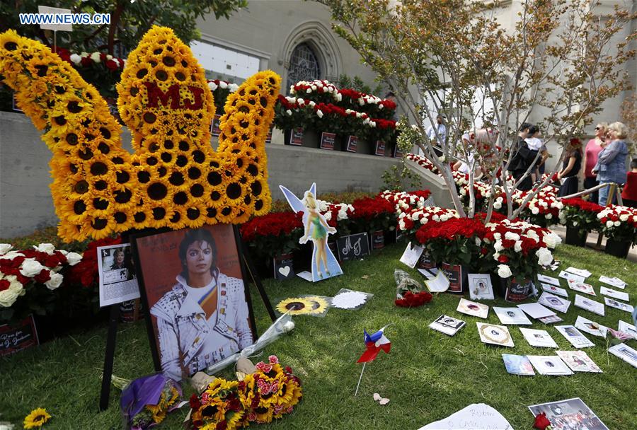 U.S.-LOS ANGELES-MICHAEL JACKSON-ANNIVERSARY