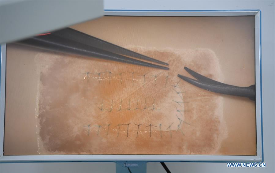 CHINA-NANCHANG-SURGEON-SKILL DEMONSTRATION (CN)