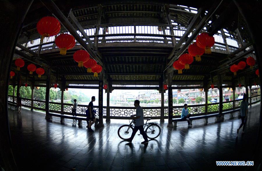 #CHINA-HUBEI-ENSHI-TRADITIONAL BRIDGE (CN)