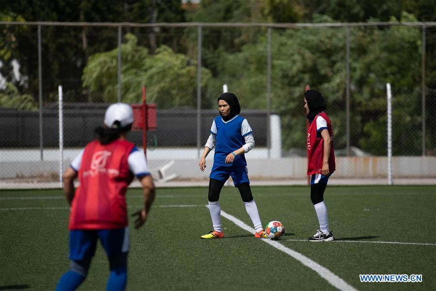(SP)GREECE-ATHENS-MIGRANT-WOMEN'S FOOTBALL TEAM