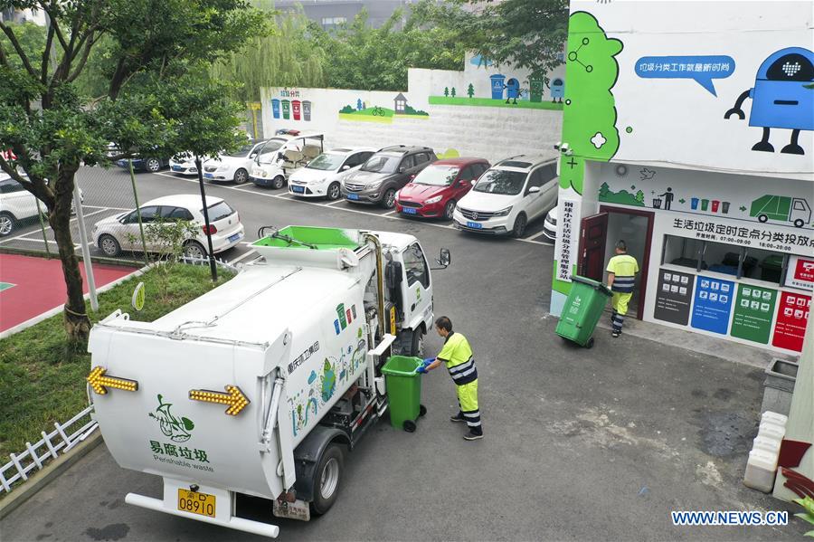 CHINA-CHONGQING-GARBAGE SORTING (CN)