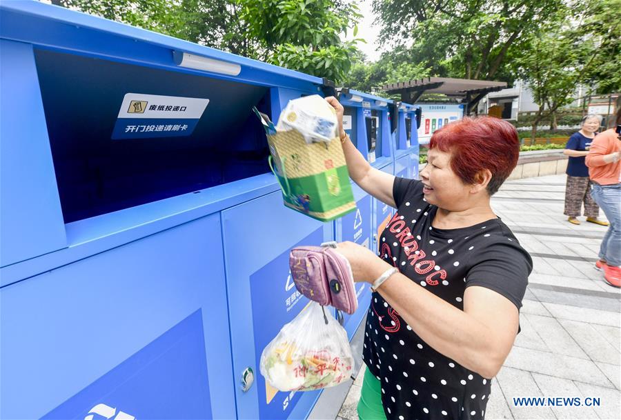CHINA-CHONGQING-GARBAGE SORTING (CN)