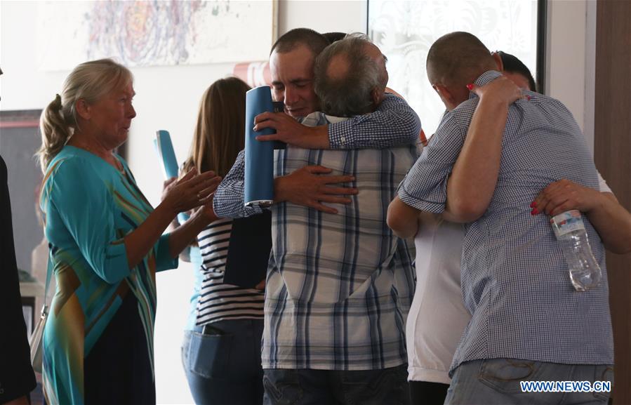 UKRAINE-KIEV-PRISONERS-BACK