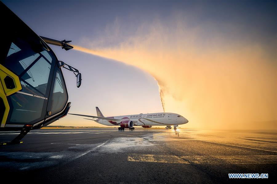 XINHUA PHOTOS OF THE DAY