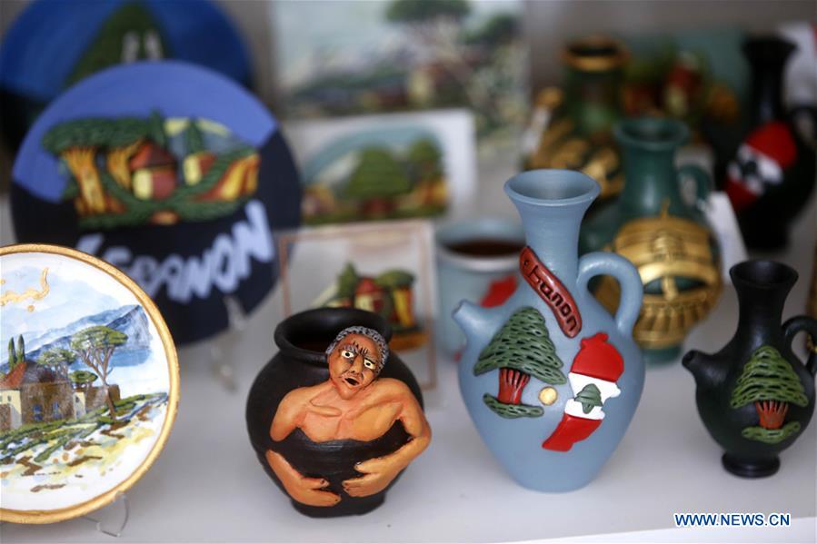 LEBANON-KFARHIM-PAINTER-HANDCRAFTS