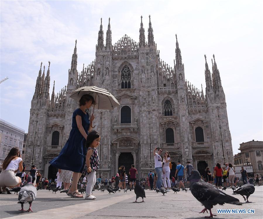 ITALY-MILAN-HEATWAVE