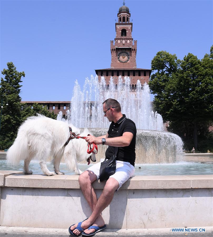 ITALY-MILAN-HEATWAVE