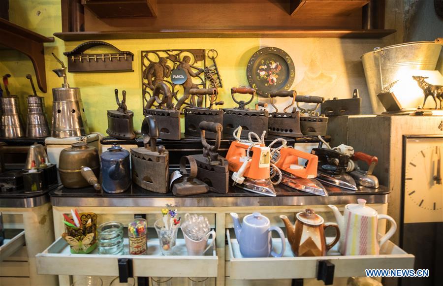 THAILAND-BANGKOK-SECONDHAND SHOP 