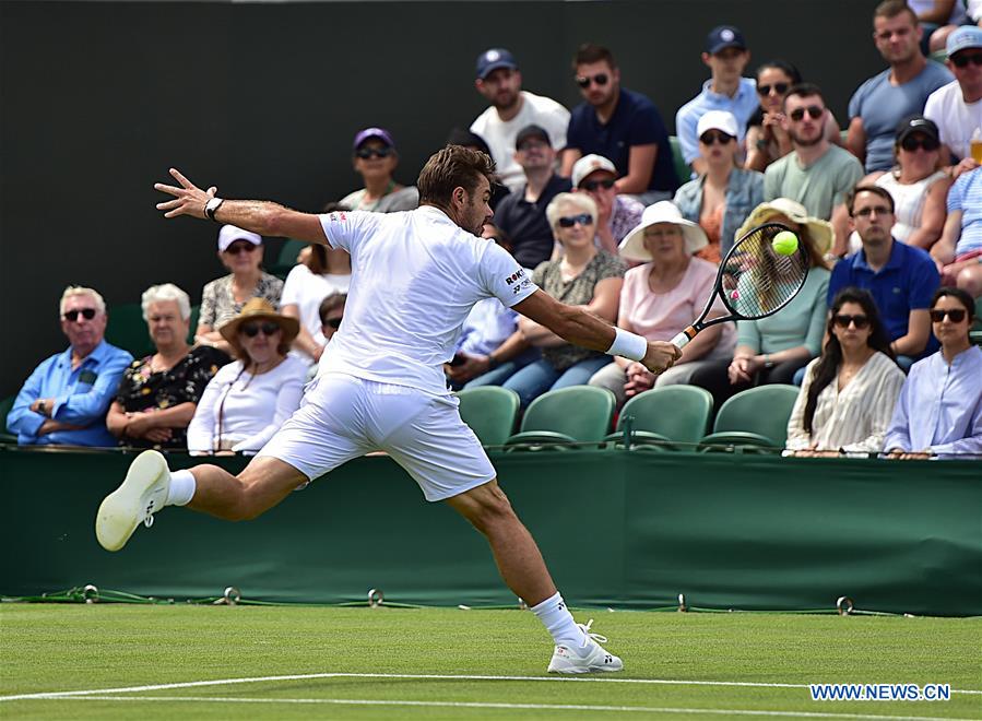 (SP)BRITAIN-LONDON-TENNIS-WIMBLEDON-DAY 1