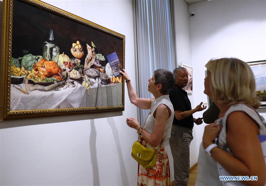 BELGIUM-BRUSSELS-WOOLEN NEEDLEPOINT TAPESTRY-EXHIBITION