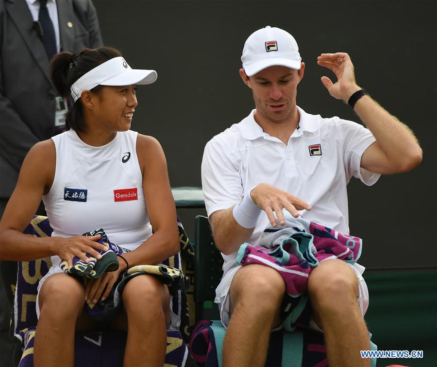 (SP)BRITAIN-LONDON-TENNIS-WIMBLEDON-DAY 6