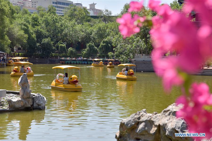 CHINA-XINJIANG-URUMQI-DAILY LIFE (CN)