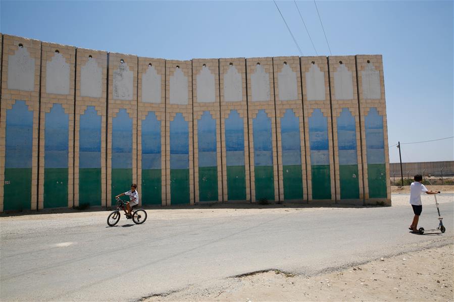 MIDEAST-ISRAEL-GAZA-BARRIER