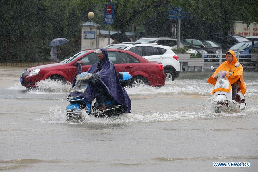 #CHINA-ANHUI-HUANGSHAN-FLOOD (CN)