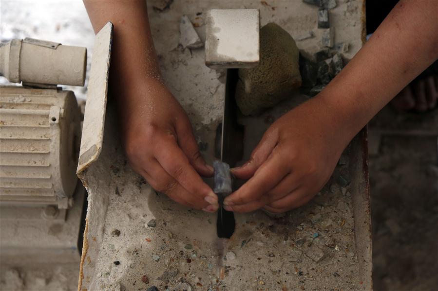 YEMEN-SANAA-AGATE MANUFACTURE-DECLINE