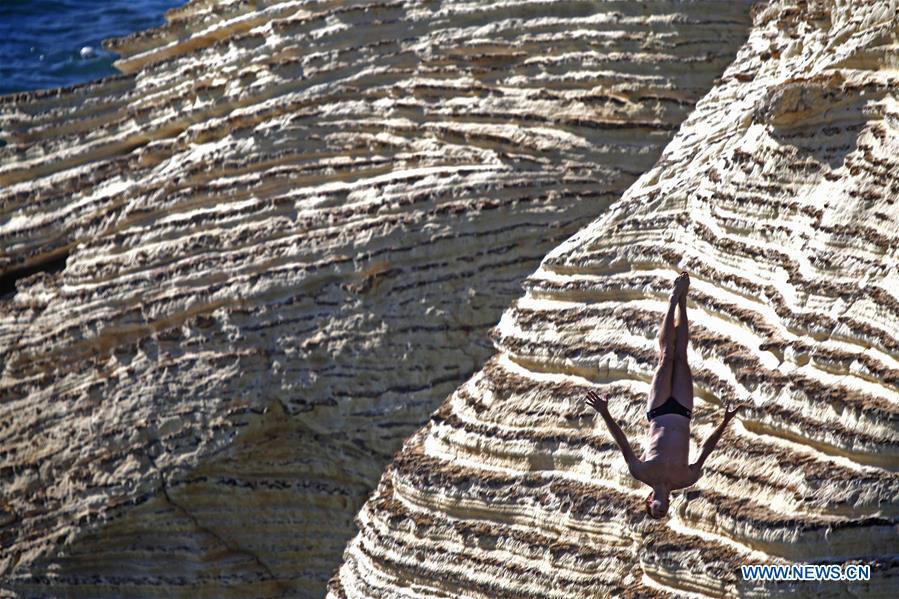 (SP)LEBANON-BEIRUT-RED BULL-CLIFF DIVING WORLD SERIES