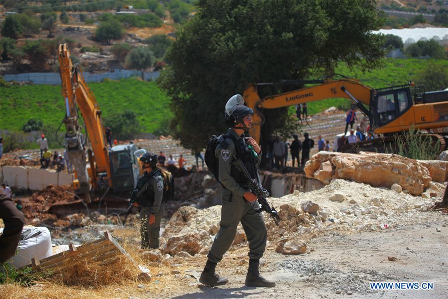 MIDEAST-HEBRON-WATER WELL-DEMOLITION