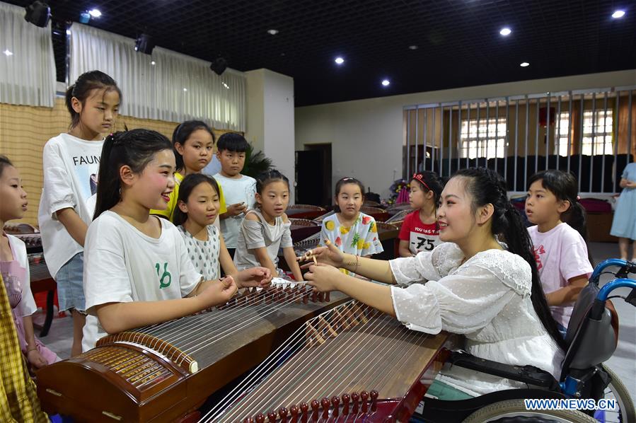 CHINA-SHANXI-HEJIN-DISABLED GIRL-GUZHENG (CN)