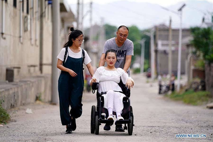 CHINA-SHANXI-HEJIN-DISABLED GIRL-GUZHENG (CN)