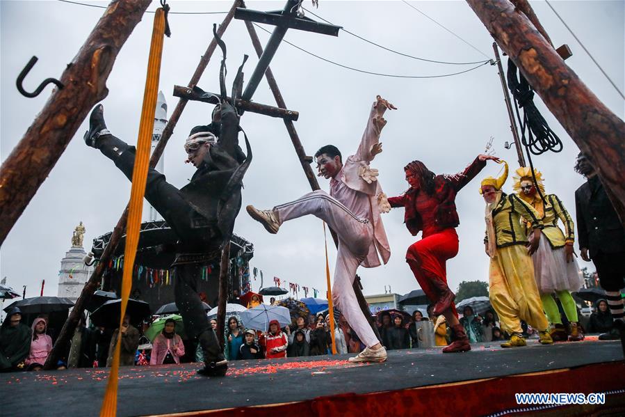 RUSSIA-MOSCOW-STREET THEATRE