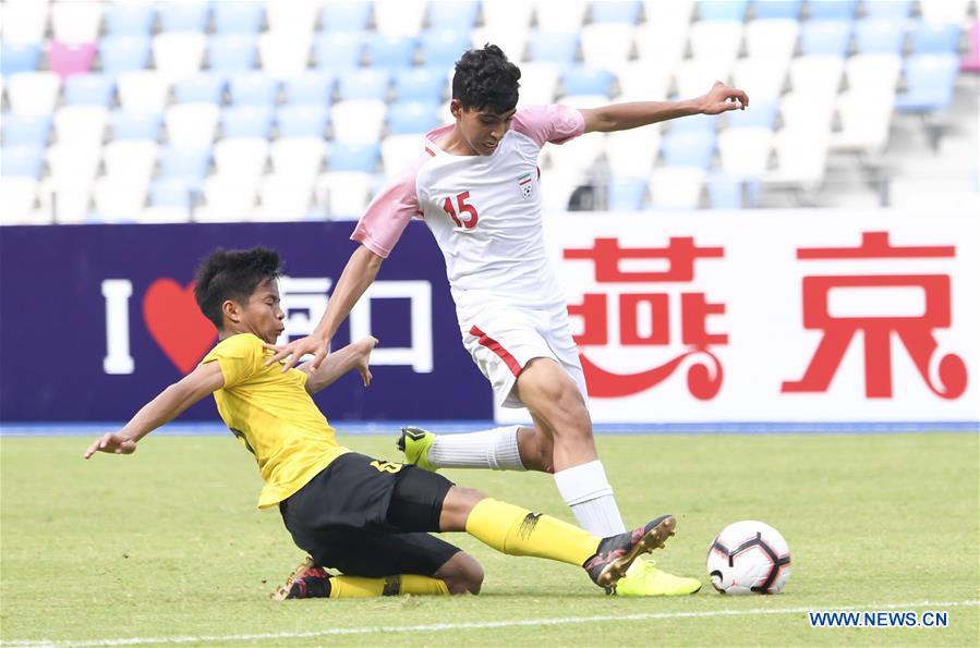 (SP)CHINA-HAIKOU-SOCCER-CFA CHINA INTERNATIONAL YOUTH FOOTBALL TOURNAMENT-IRAN VS MALAYSIA (CN)