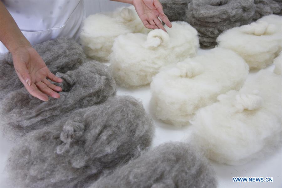 KYRGYZSTAN-FELT-HANDICRAFTS