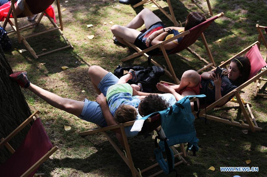 FRANCE-PARIS-PLAGE-NAP