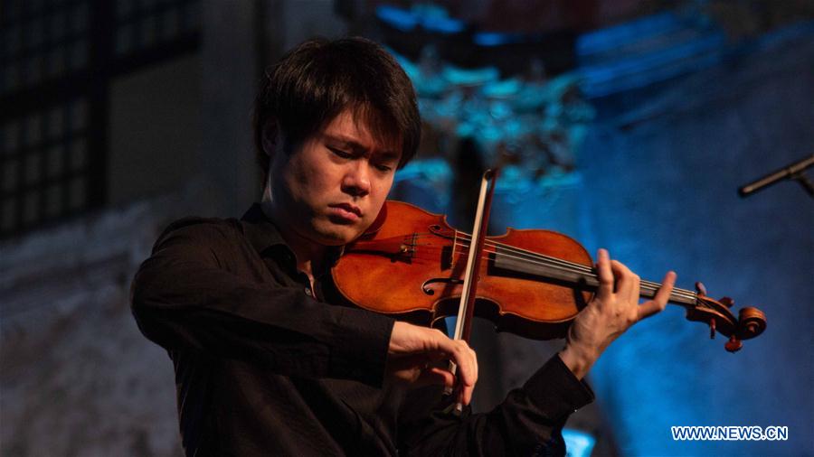 LITHUANIA-VILNIUS-CHINESE VIOLINIST-TOUR