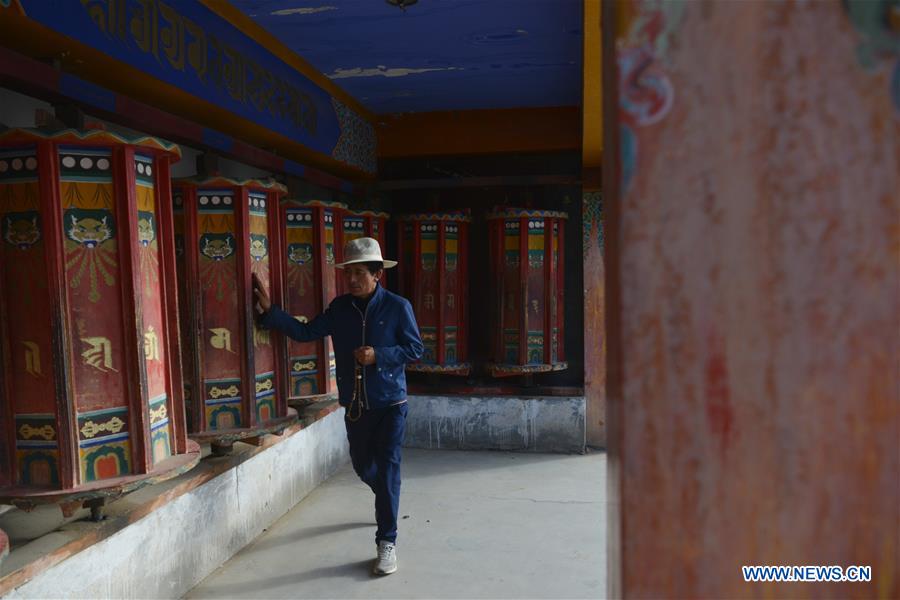 CHINA-QINGHAI-RONGWO MONASTERY-MORNING SCENERY (CN) 