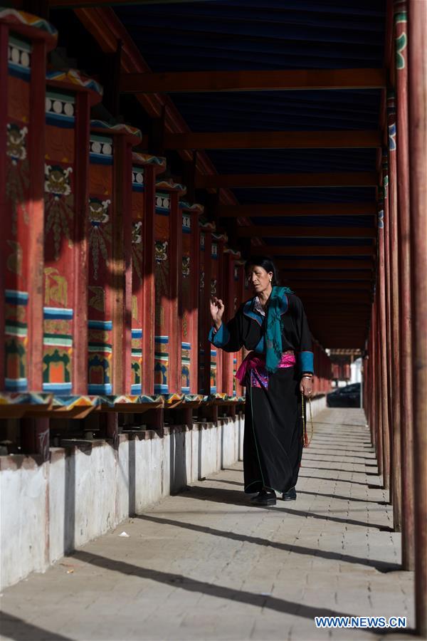 CHINA-QINGHAI-RONGWO MONASTERY-MORNING SCENERY (CN) 