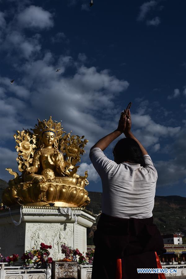 CHINA-QINGHAI-RONGWO MONASTERY-MORNING SCENERY (CN) 